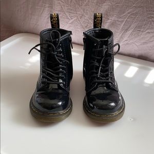 Toddler 9 dr Marten shiny black boots